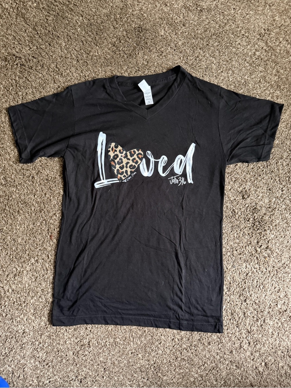 Loved Leopard Heart Graphic V-Neck Kids Tee - Black